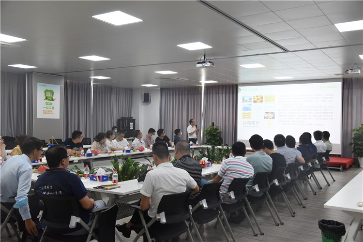 全國衛生產業企業管理協會凈水產業分會唐會長一行蒞臨家樂士參觀考察