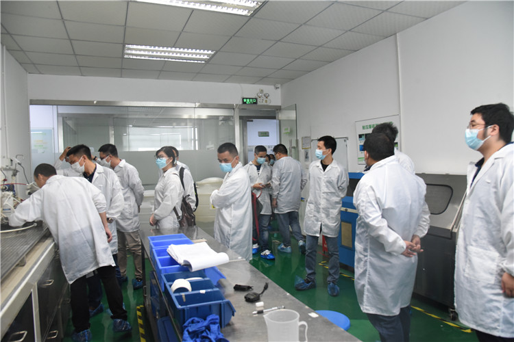 全國衛生產業企業管理協會凈水產業分會唐會長一行蒞臨家樂士參觀考察